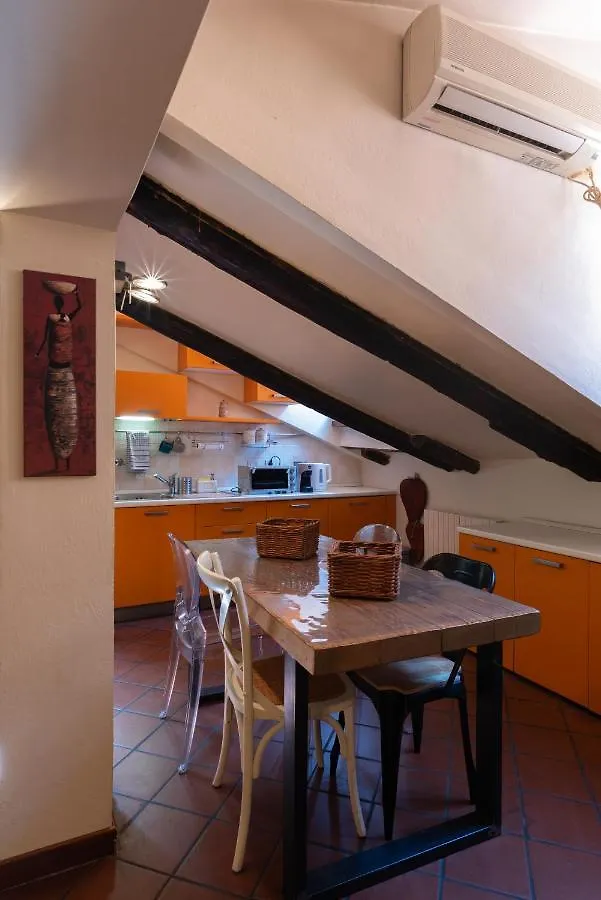 Fondazza Home - Little Tower بولونيا شقة