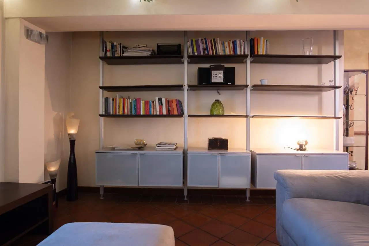 Fondazza Home - Little Tower بولونيا